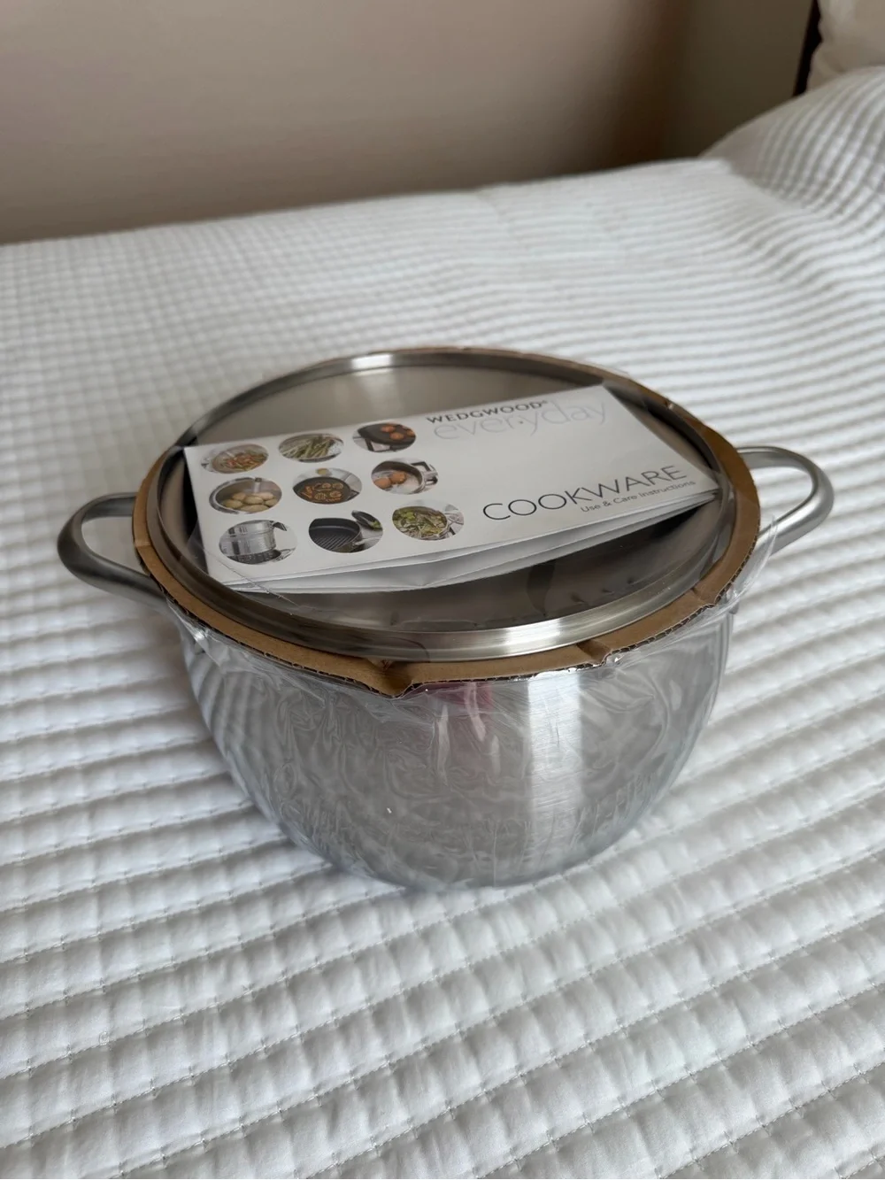 Stainless Steel 8 Quart Stock Pot - NWT